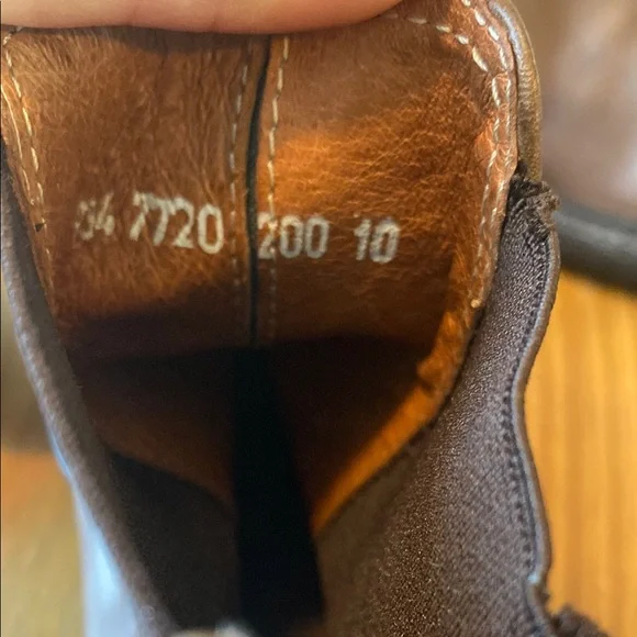 Bacco Bucci Brown Leather Chelsea Boots with Elastic Panels - Picture 5 of 6